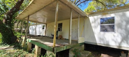 15959 258th Avenue Rd, Umatilla, FL 32784-8749