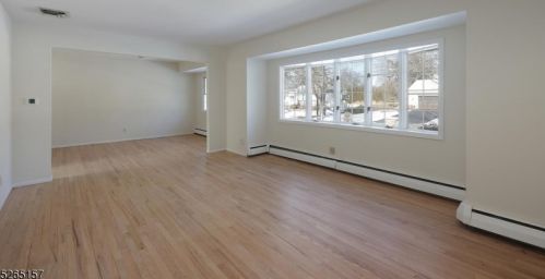 1 Prince Rd, Parsippany NJ  07054-4822 exterior