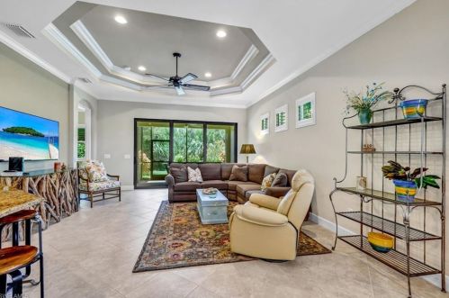 9147 Isla Bella Cir, Bonita Springs FL  34135-7198 exterior