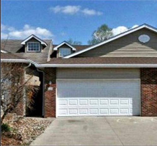 734 Kitterman Cir, Norwalk IA  50211-2200 exterior