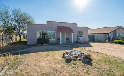 8215 6th Ave, Mesa, AZ 85208-1434