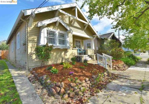 6206 Baker St, Oakland, CA 94608-1315