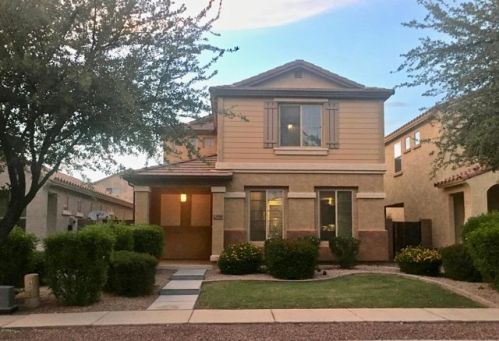 3284 Orchid Ln, Gilbert, AZ 85296-7372