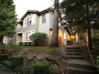 15520 Mill Creek Blvd, Bothell WA  98012-1517 exterior