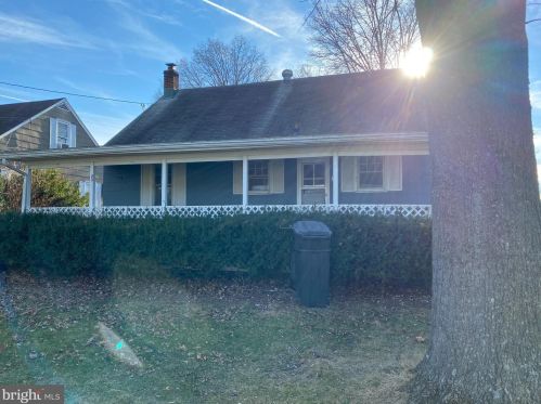 33 9th St, Pottstown, PA 19464-5239
