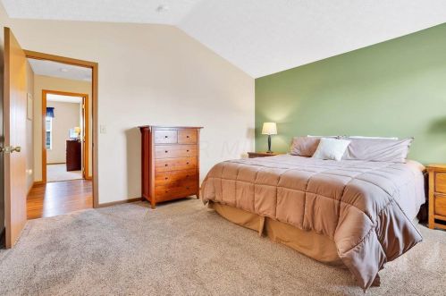 1565 Roscommon Dr, Pataskala OH  43062-7018 exterior