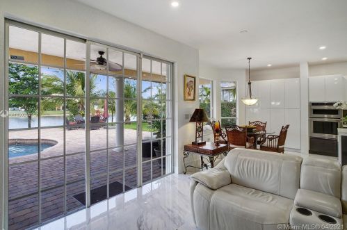 1885 139 Ter, Hollywood FL  33028-2837 exterior