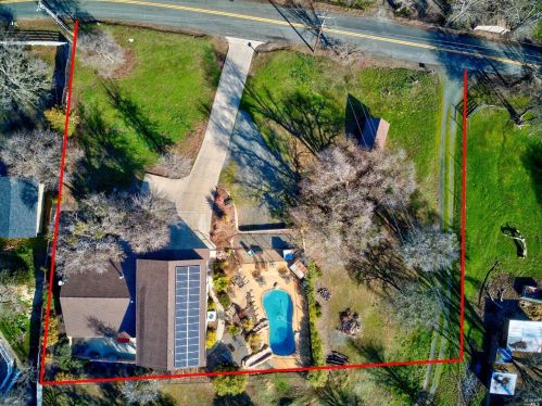 2979 Keeling Ave, Lakeport CA  95453-6804 exterior
