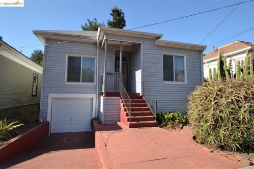 5559 Fremont St, Oakland, CA 94608-2607