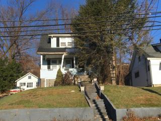 391 Main St, Wharton, NJ 07885-1793