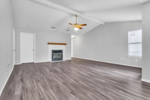 12814 Covington Trl, Austin TX  78727-7046 exterior