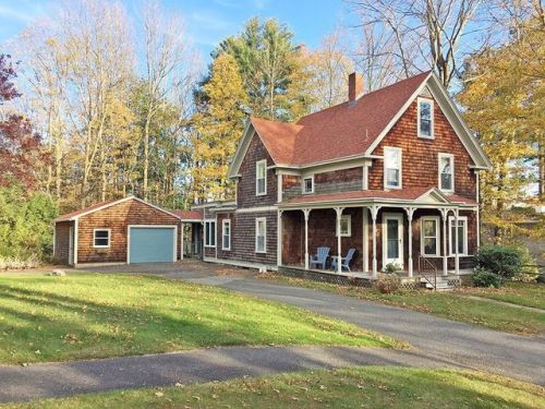 15 Main St, Petersham MA  01366-9521 exterior