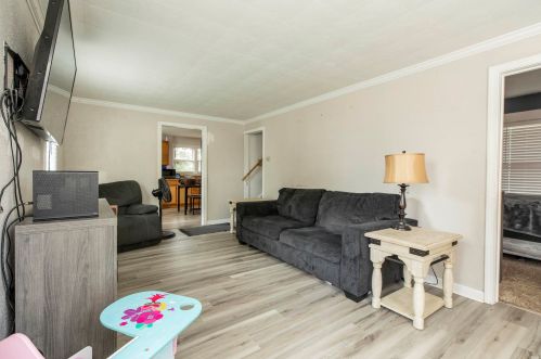 815 Liberty Dr, Mishawaka IN  46545-5905 exterior