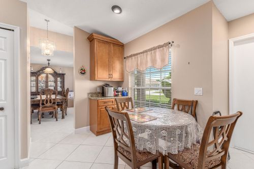 950 Connecticut Ter, Fort Pierce FL 34953-1514 exterior