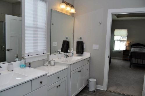 1702 Keela Dr, Pataskala OH  43062-7121 exterior