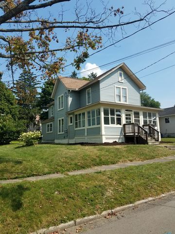 273 Prospect St, Jamestown, NY 14701-8020
