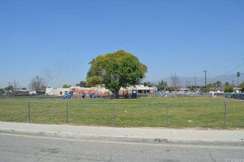 596 Ramona Ave, San Bernardino CA  92411-2524 exterior