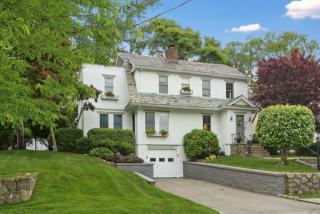 45 Hamilton Rd, Scarsdale, NY 10583-6439
