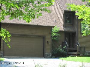112 Big Pine Rd, Milford, PA 18337-9486
