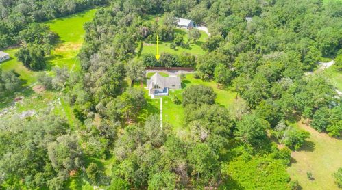 22093 Carr Creek Dr, Brooksville, FL 34602-8403