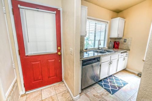 1860 Overland St, Colton CA  92324-6304 exterior