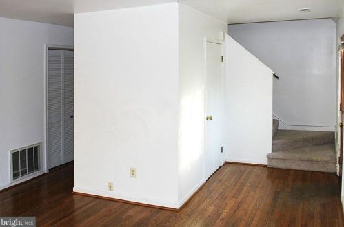 2023 Griffith Rd, Falls Church VA  22043-1438 exterior