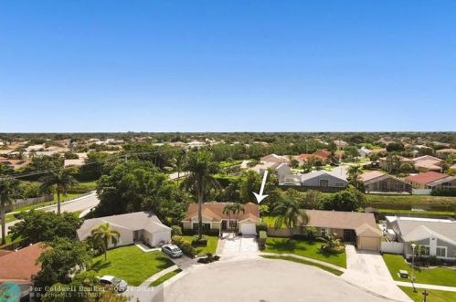 18770 Cloud Lake Cir, Boca Raton, FL 33496-2125