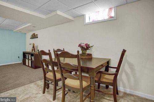 1024 Kercher Ave, Dauberville PA  19533-9389 exterior