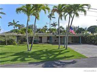 203 Kuukama St, Kailua, HI 96734-2948