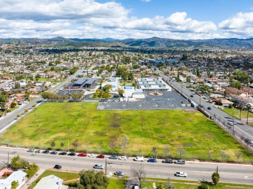 1221 Gamble St, Escondido CA  92026-2846 exterior