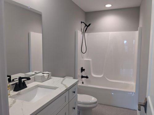 1367 Pr Dr, Crown Point IN  46307-1565 exterior