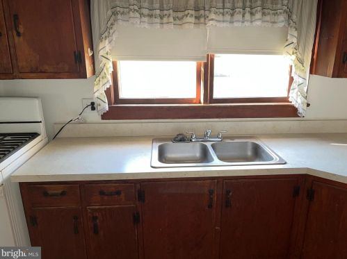 219 Queen St, Dover DE  19904-3151 exterior