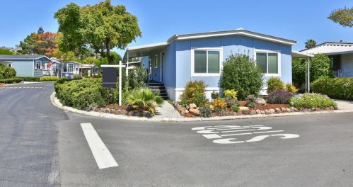 31 Timber Cove Dr, Campbell, CA 95008-4128