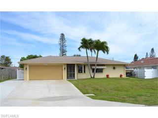 4949 23rd Ave, Naples, FL 34116-6323