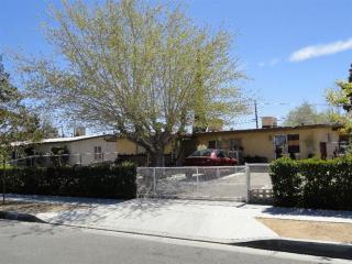 16307 Smoketree St, Hesperia, CA 92345-3231