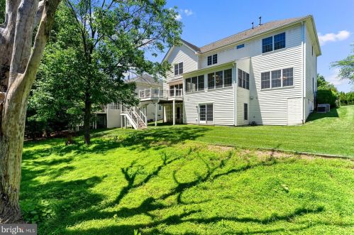 5329 Jacobs Creek Pl, Haymarket VA  20169-6152 exterior