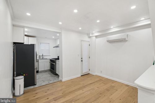 1310 Annin St, Philadelphia PA  19147-4409 exterior