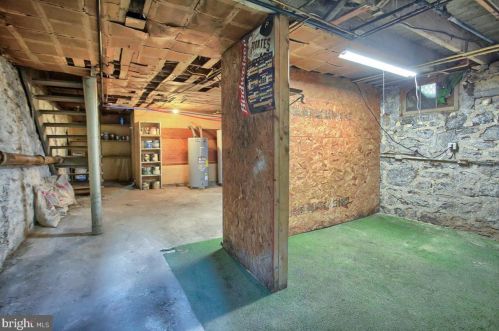 529 West St, Carlisle PA  17013-2838 exterior