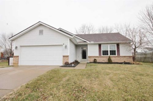 12 Robin Way, Amelia, OH 45102-1894