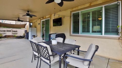 35595 Desert Rose Way, Lake Elsinore CA  92532-2905 exterior