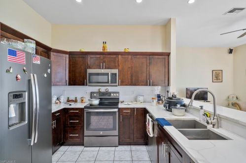 853 Grand Rpd Blvd, Naples FL 34120-4428 exterior