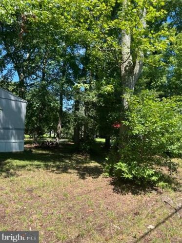 37704 Maple St, Millville, DE 19970-4423