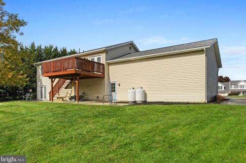 6116 Gardner Rd, Spring Grove PA  17362-9158 exterior