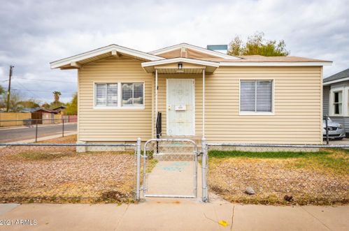 5556 Northview Ave, Glendale, AZ 85301-1954