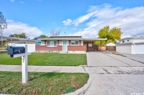 3238 Rushton Ln, Salt Lake City, UT 84129-2821