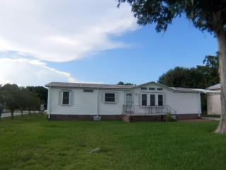 1911 24th Blvd, Okeechobee, FL 34974-6426