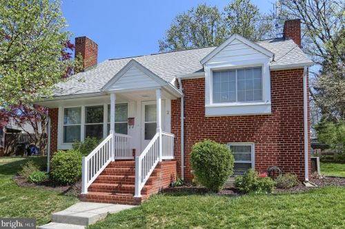2 Riddle Rd, Camp Hill, PA 17011-6021