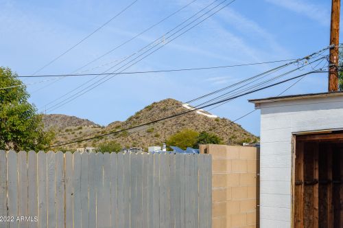 9409 4th Ave, Phoenix AZ  85021-2410 exterior