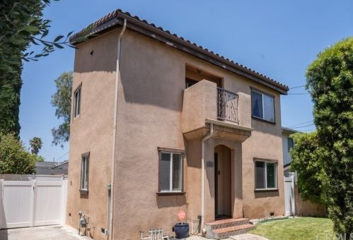 2409 Carson St, Torrance CA  90501-3120 exterior