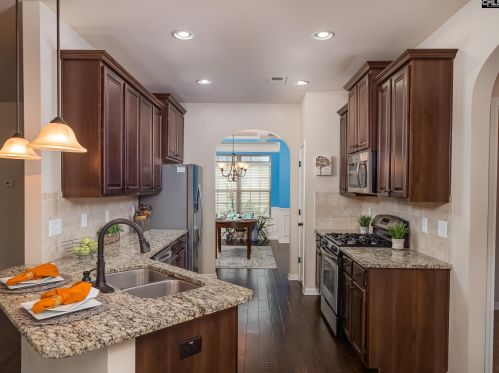 406 Ashburton Ln, Cayce-West Columbia SC  29170-3866 exterior